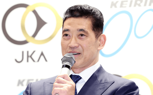 神山雄一郎選手の引退画像