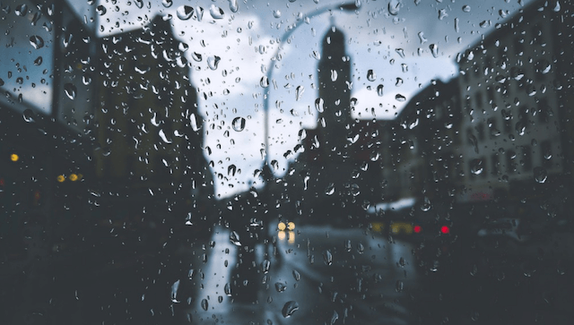 雨の日のレースは参加しない理由について