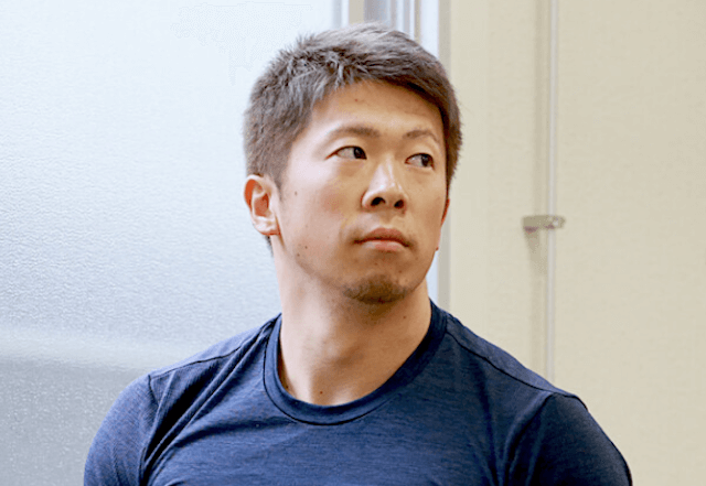 深谷知広選手の移籍写真