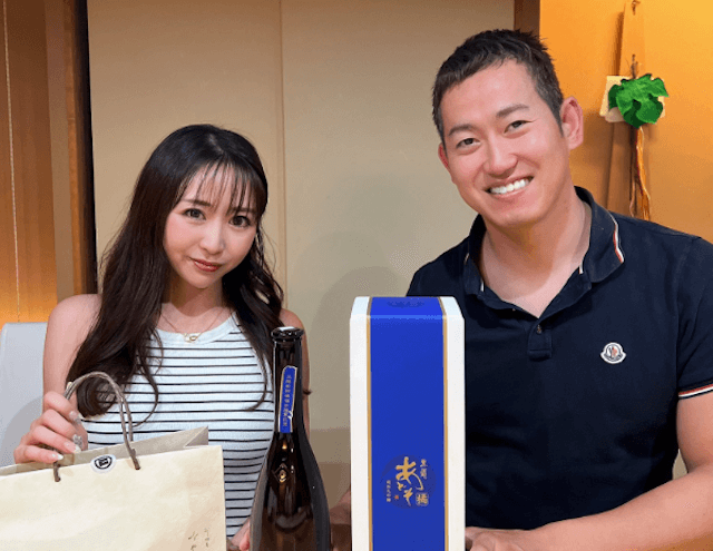 脇本雄太選手の結婚写真