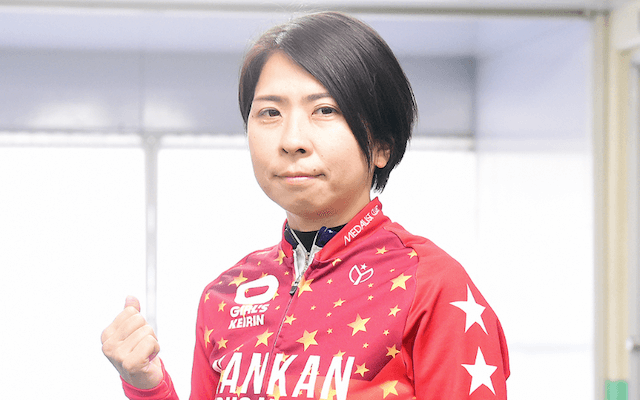 山本奈知引退画像