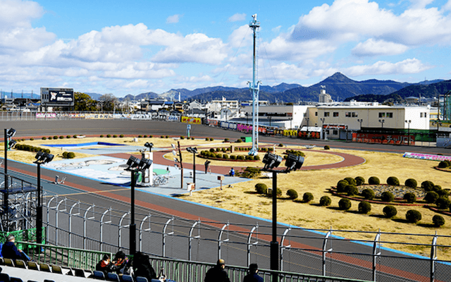 全日本選抜競輪会場の豊橋競輪場